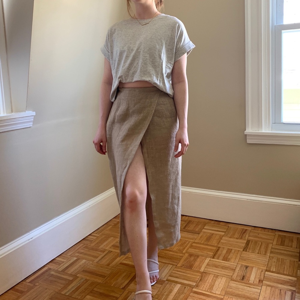SOLD ❌ Calvin Klein Linen Wrap Skirt - Picture 2 of 5